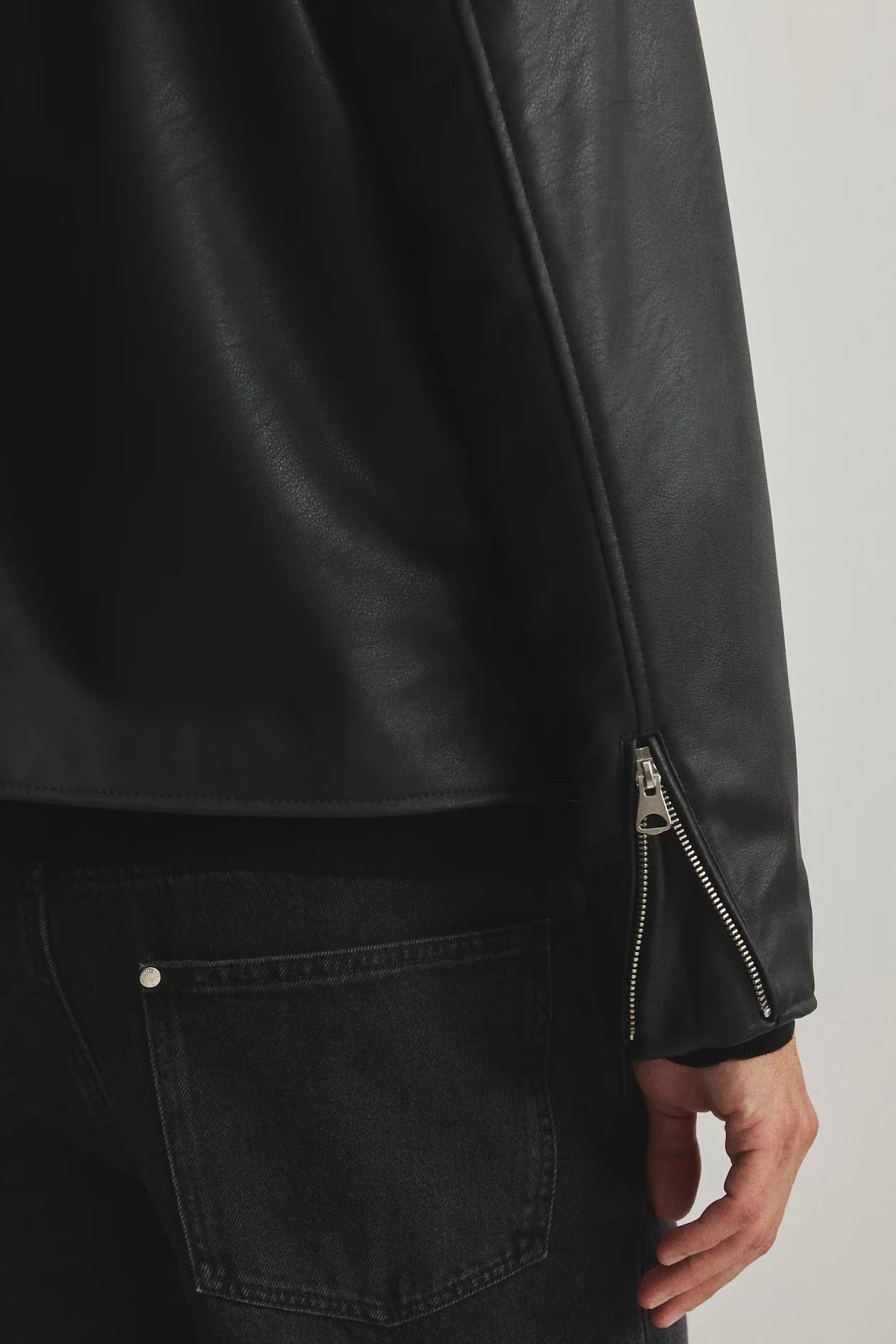 Men’s Black Foxy Leather Jacket – ALPHA Street Style